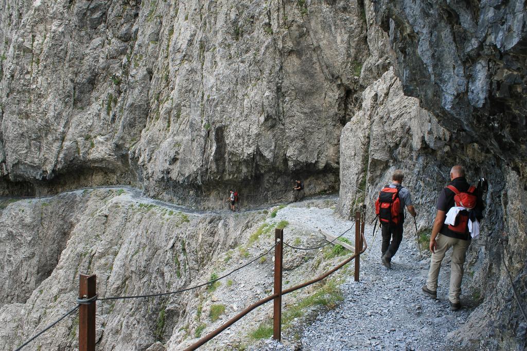 Apart Hotel Garni Alvetern ザムナウン エクステリア 写真