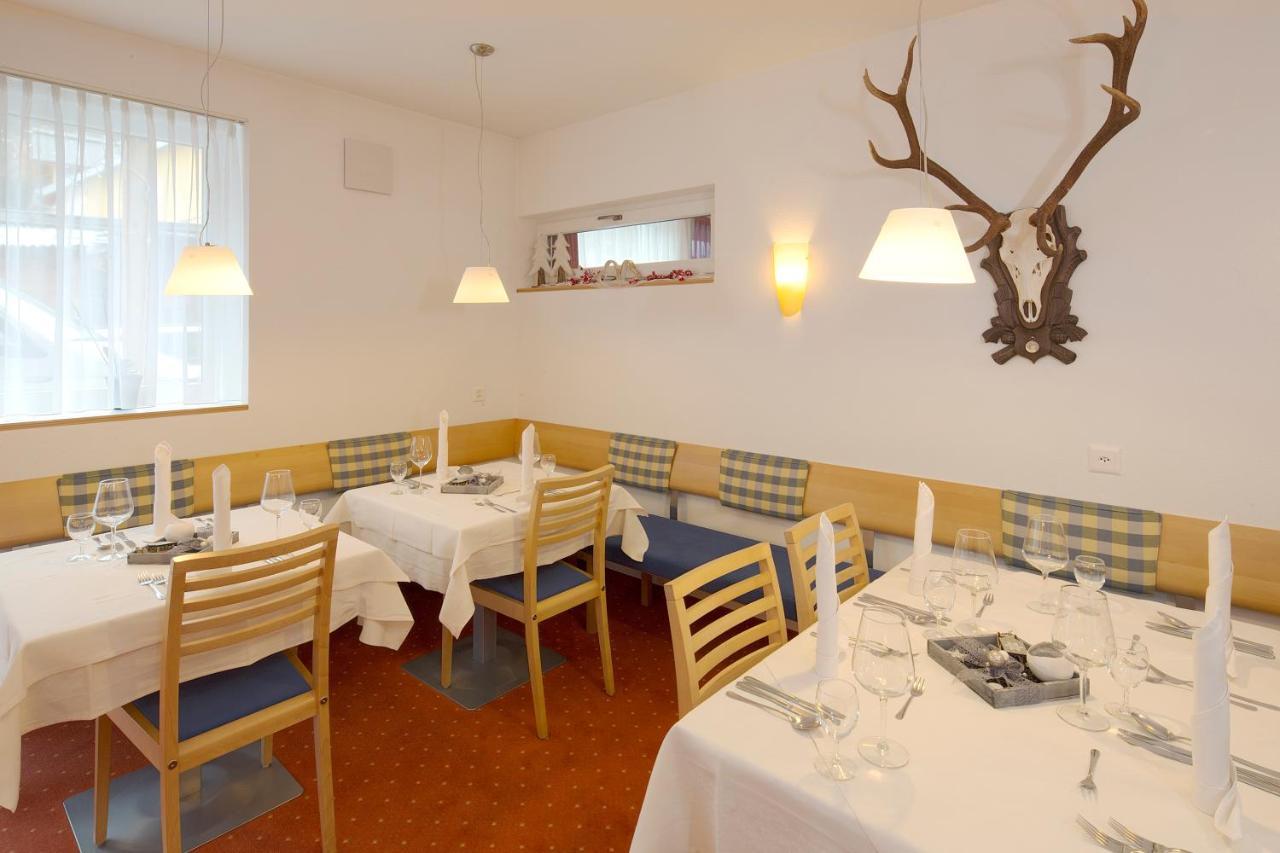 Apart Hotel Garni Alvetern ザムナウン エクステリア 写真